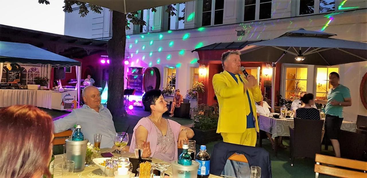 Hotel Weisse Taube دوبلن المظهر الخارجي الصورة